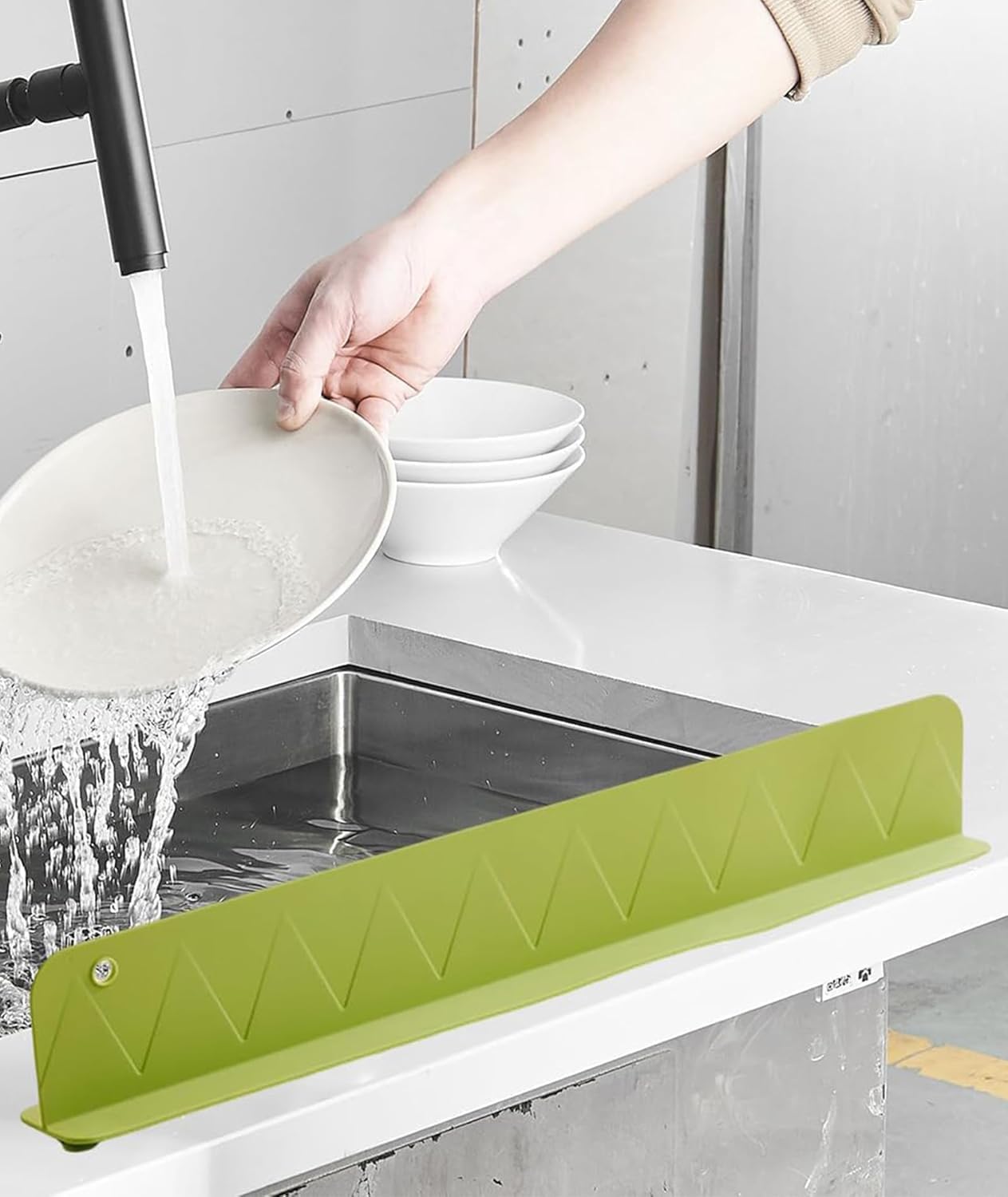 Stay-Dry Silicone Sink Splash Guard